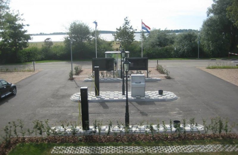 1393586454162744695201862512287n